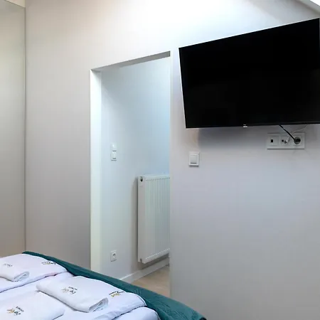Duplex Apartment, 公寓 *