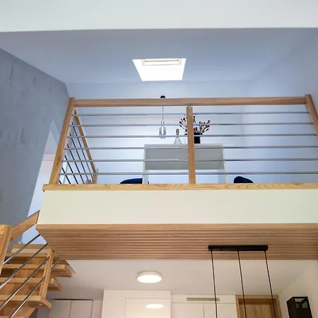 Duplex Apartment, * 里沃